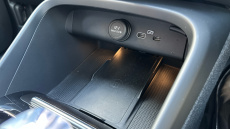 Volvo XC40 2.0 B3P Plus Dark 5dr Auto Petrol Estate